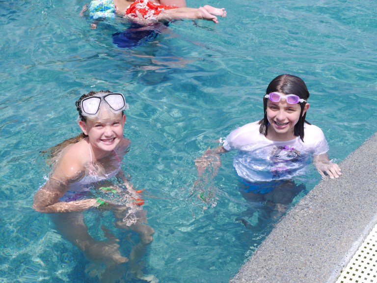 Me and Ashley - Travellingminstrel.wordpress.com #