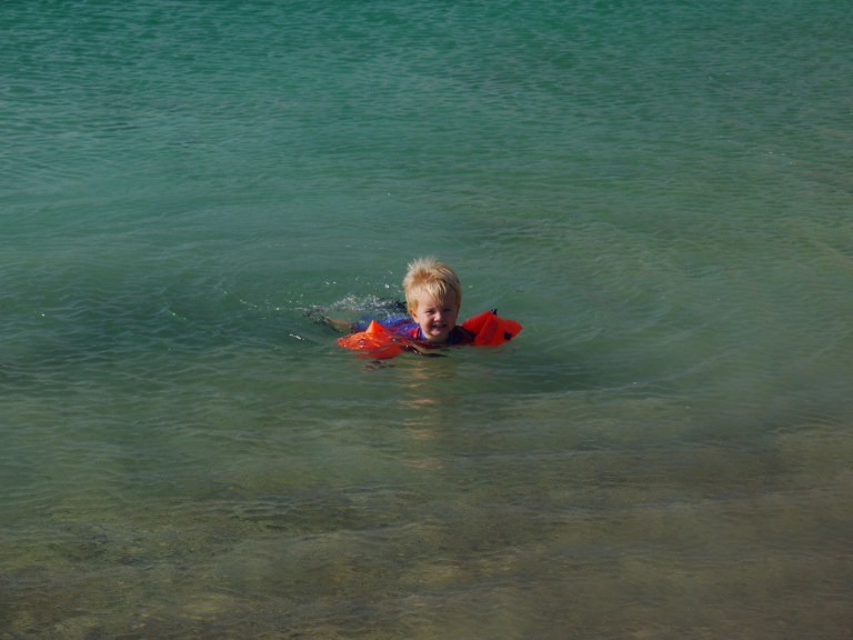 Jed in the sea - Travellingminstrel #