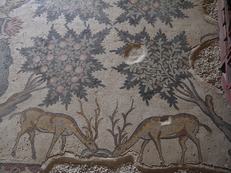 Mosaic floor - Travellingminstrel #