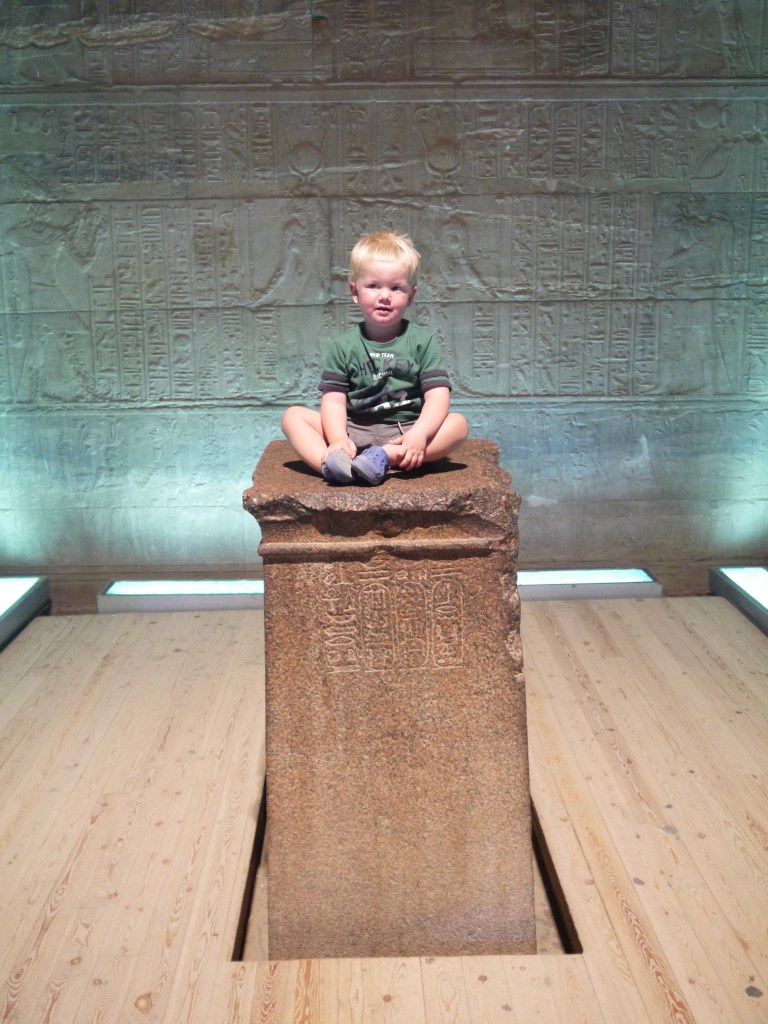 The new god - Travellingminstrel #