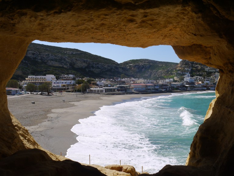 Matala bay - Travellingminstrel #