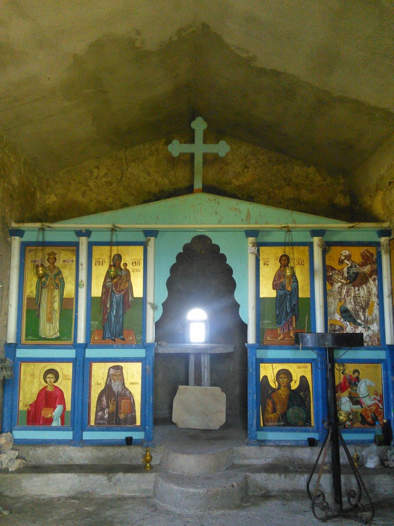 Inside the church - Travellingminstrel #