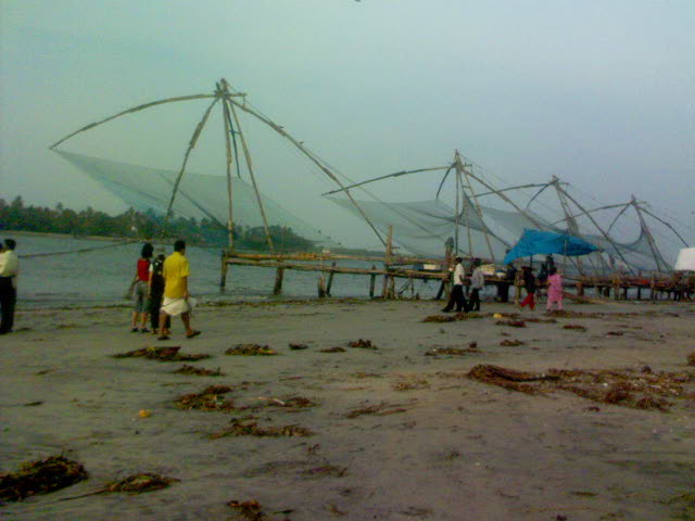Chinese fishing nets - Travellingminstrel #