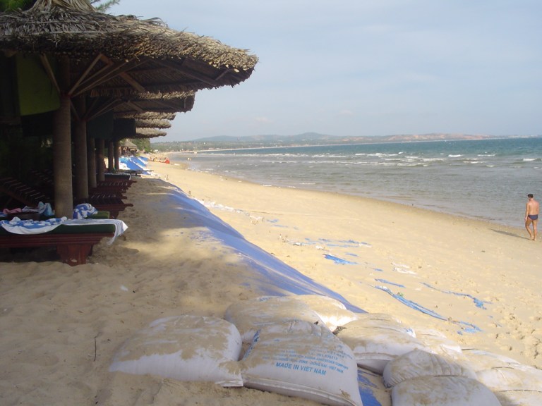 Mu nai beach - Travellingminstrel #
