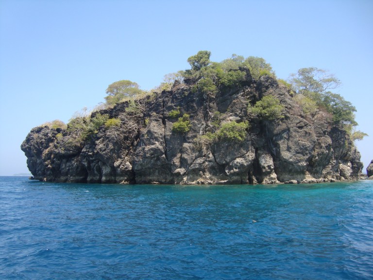 Snorkelling trip - Travellingminstrel.com #