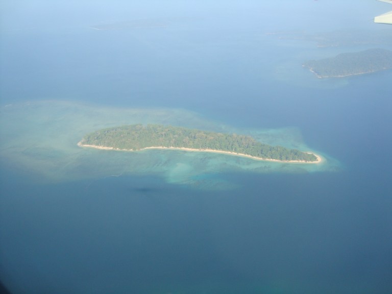 Island - Travellingminstrel.com #