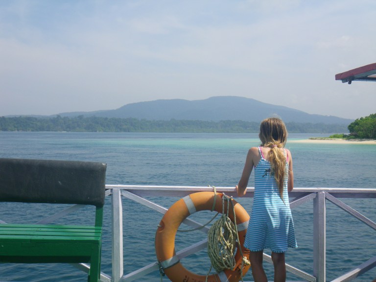 Jolly Buoy ferry - Travellingminstrel.com #