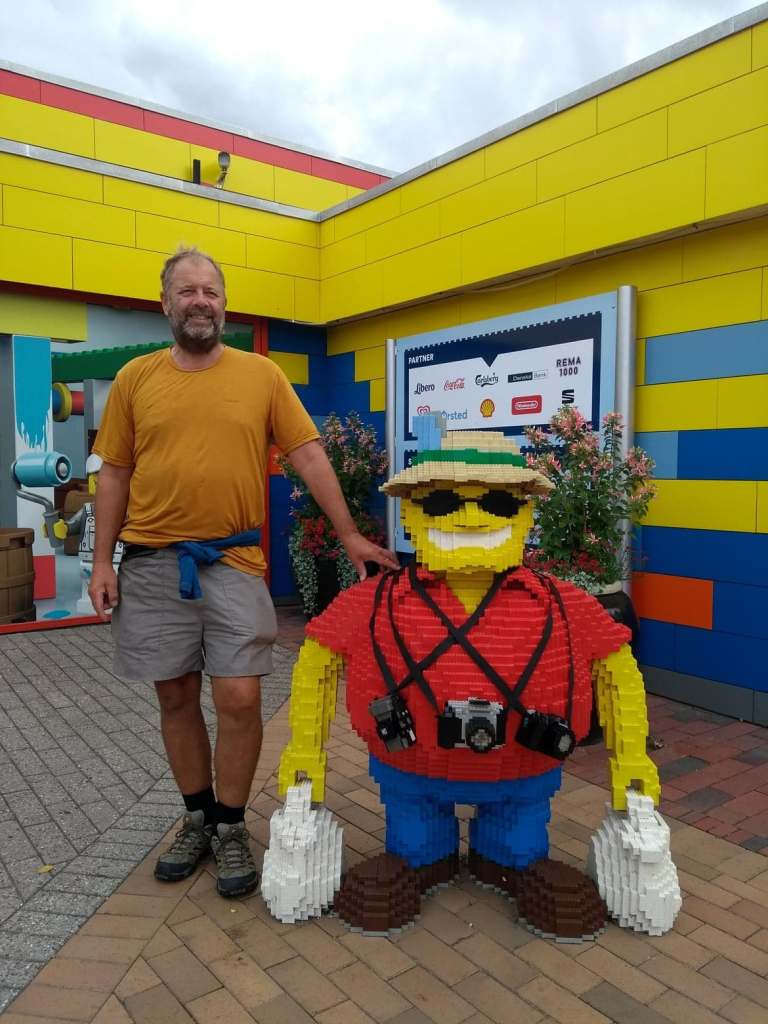 42899083_1915545278528741_1949355221792587776_n