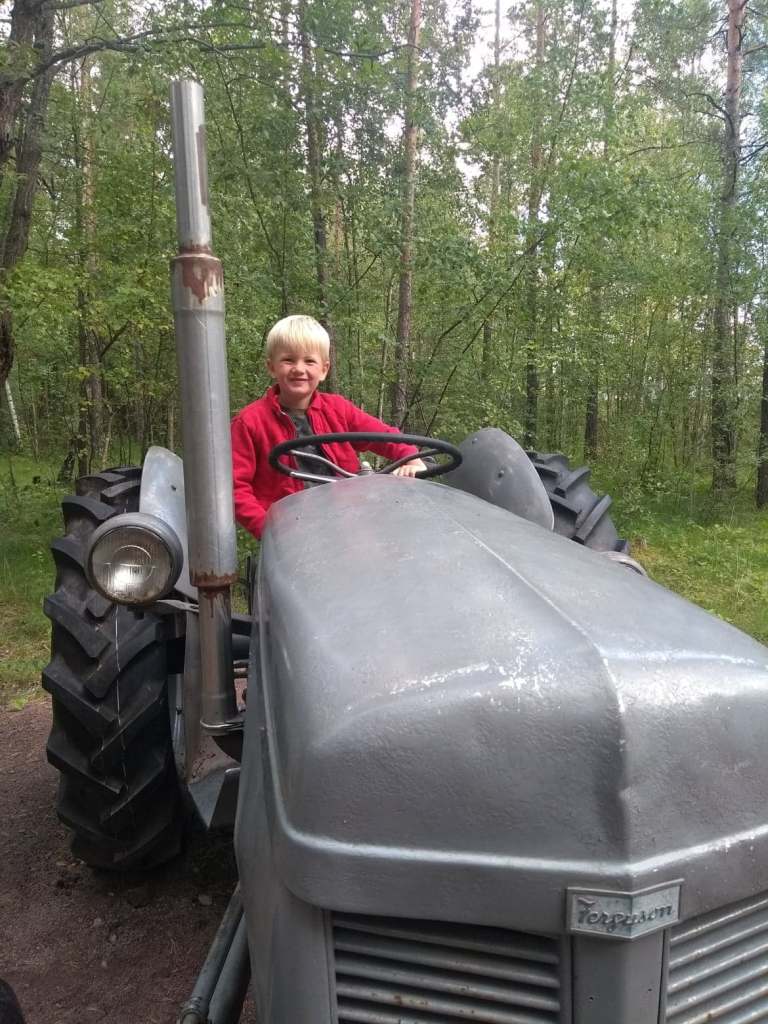 44771705_259338831394364_5216471354198458368_n