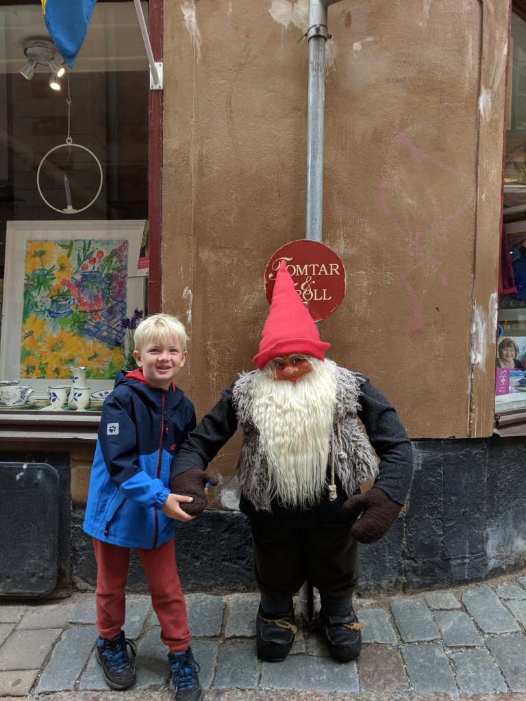 45663302_722518954772007_1078731790018936832_n